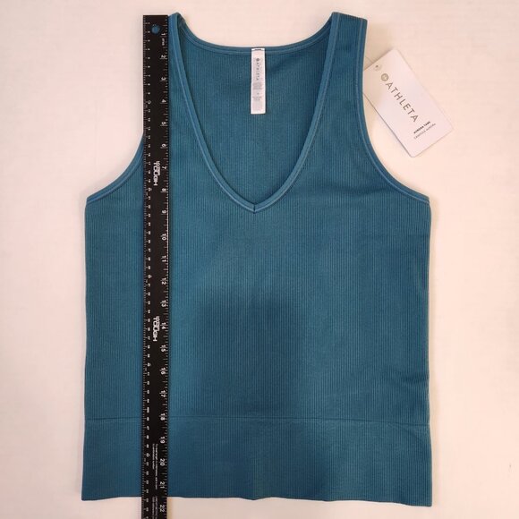 Athleta NWT Aurora Tank M Teal Blue Fitted Ribbed Seamless Activewear Breathable - Picture 8 of 11